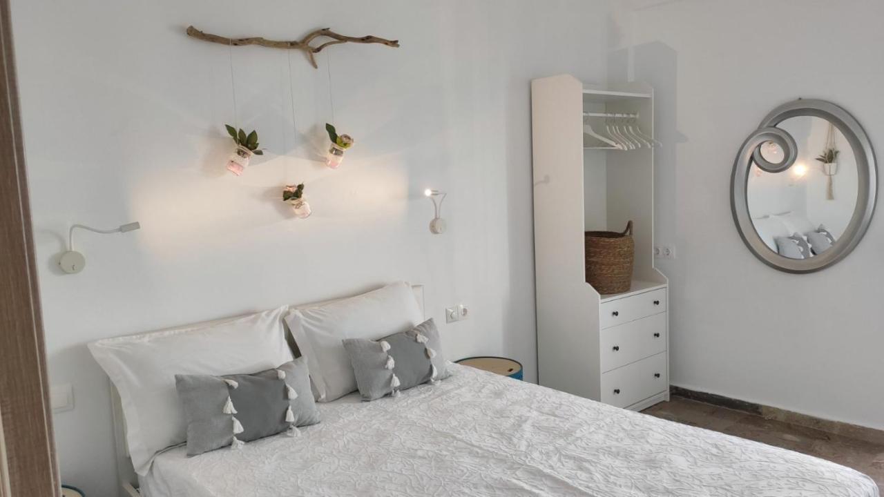 Blue Paradise Apartment Achlia Eksteriør billede